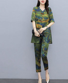 Ženski dnevni set iz dva dela sa aplikacijom