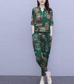 Kevadeks sobiv kahes värvitoonis naiste komplekt