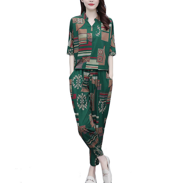 Kevadeks sobiv kahes värvitoonis naiste komplekt