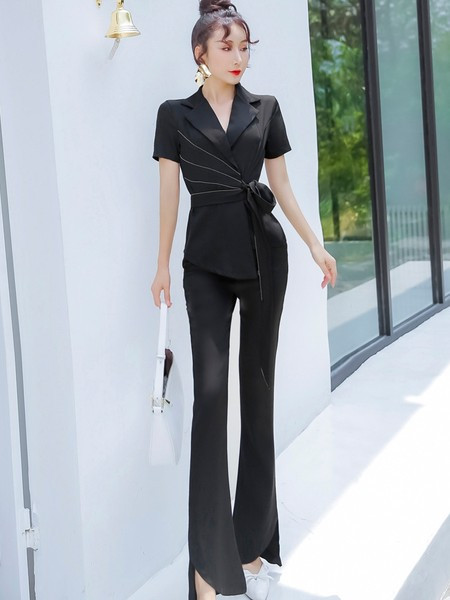 Moodne naiste komplekt - jope ja püksid