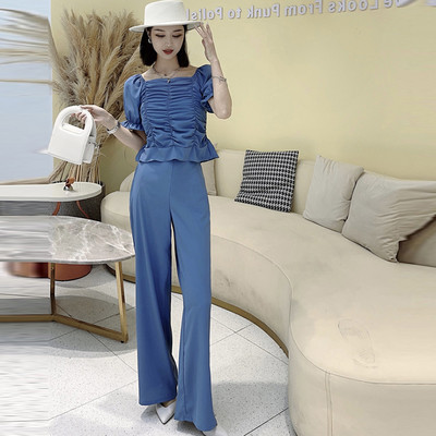 Ženski komplet dvodijelnih hlača visokog struka i bluze kratkih rukava