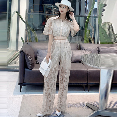 Γυναικείο σετ δαντέλας  κατάλληλο για το καλοκαίρι