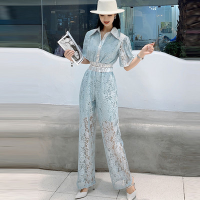 Γυναικείο σετ δαντέλας  κατάλληλο για το καλοκαίρι