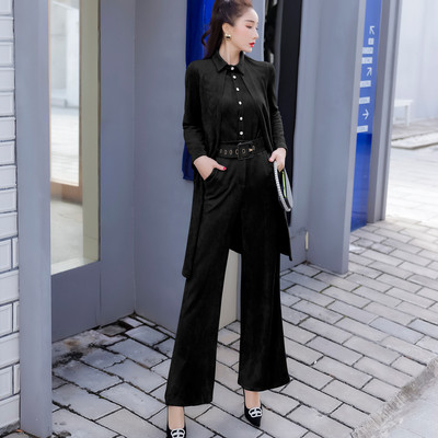 Μοντέρνο γυναικείο σετ σε τρία χρώματα