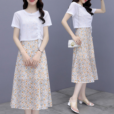 Καλοκαιρινό σετ σιφόν - μπλούζα με μαζεμένο εφέ και φλοράλ φόρεμα