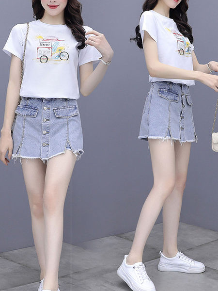 Juhuslik seeliku-pükste ja T-särgi komplekt