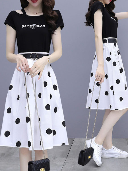 Naiste seeliku ja T-särgi komplekt kirjaga