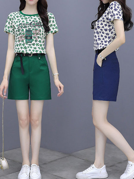 Γυναικείο σετ σορτς και μπλουζάκι με απλικέ και επιγραφή