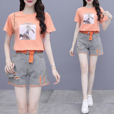 Ежедневен комплект - тениска и къси дънки