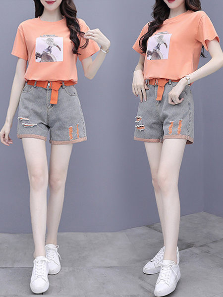 Ежедневен комплект - тениска и къси дънки 