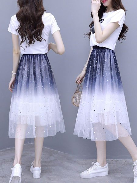 Moderna ženska majica kratkih rukava i tuljana suknja