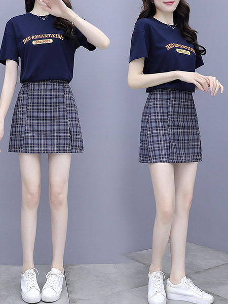 Suvine päevakomplekt - T-särk ja ruuduline seelik