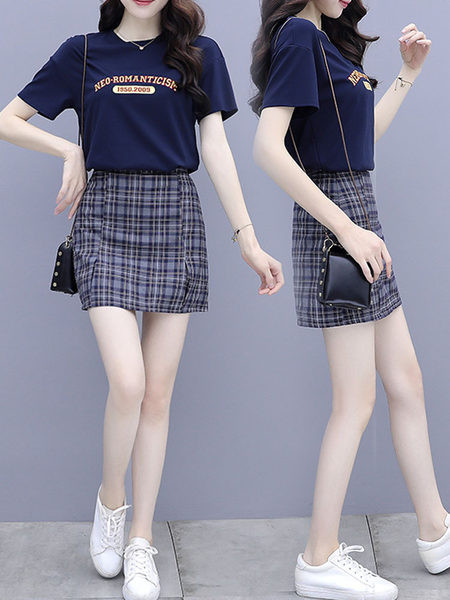 Suvine päevakomplekt - T-särk ja ruuduline seelik