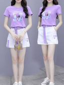 Ženski komplet od dva komada kratkih hlačica s natpisom i majice s aplikacijom