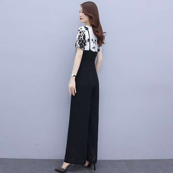 Ženski kombinezon kratkih rukava u crnoj boji