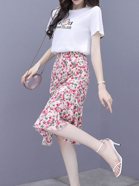 Casual γυναικείο σετ μπλουζάκι και φούστα με φλοράλ μοτίβο