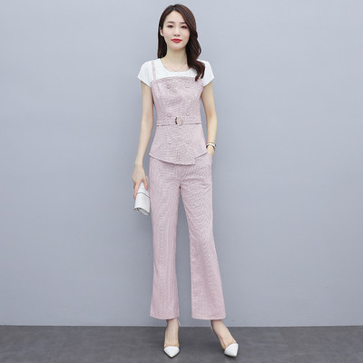 Γυναικείο σετ σε δύο χρώματα με ζώνη