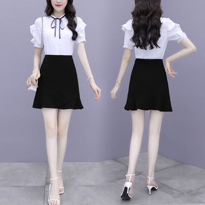 Ženski komplet iz dva dijela - košulja i suknja