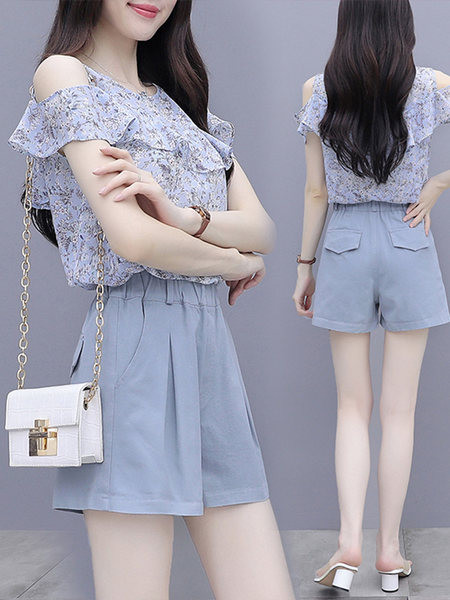 Дамски летен сет - блуза с къдри и къси панталони