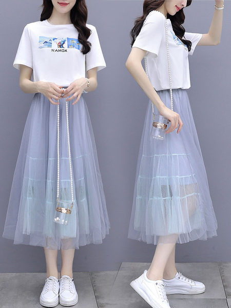 Moodne naiste T-särgi ja hülgeseeliku komplekt