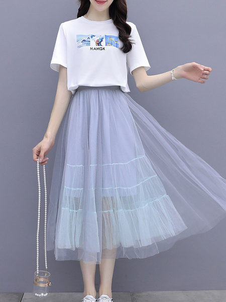 Moodne naiste T-särgi ja hülgeseeliku komplekt