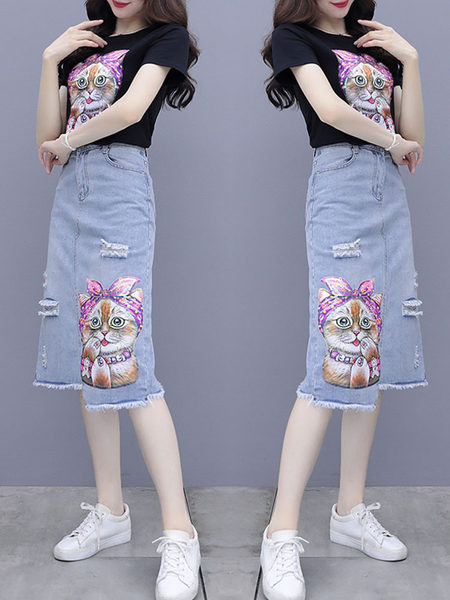 Γυναικείο σετ από δύο μέρη τζιν φούστα και μπλούζα με απλικέ