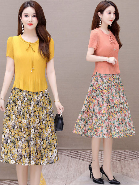 Ženski komplet - suknja i bluza