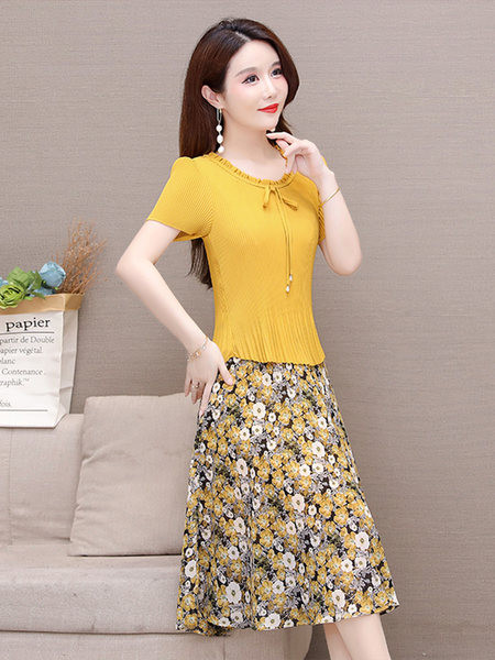 Ženski komplet - suknja i bluza