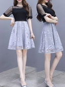 Γυναικείο σετ κατάλληλο για το καλοκαίρι