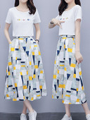 Naiste suvine komplekt - T-särk ja rätsepaseelik