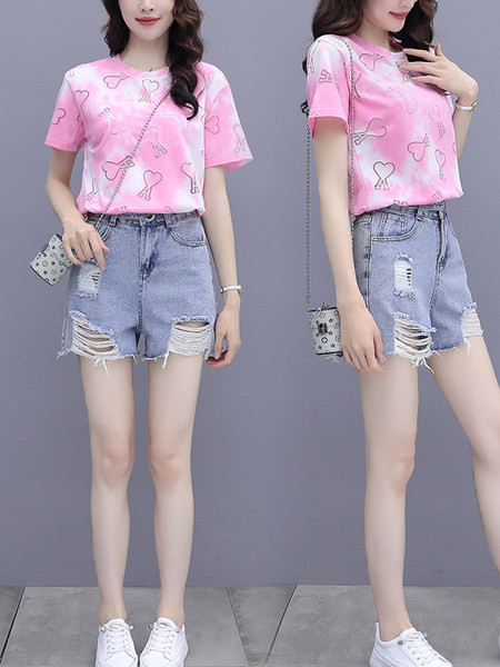 Komplekt kahest teksapüksist ja aplikatsiooniga T-särgist