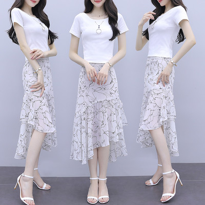 Νέο μοντέλο γυναικείο σετ - φούστα και μπλουζάκι