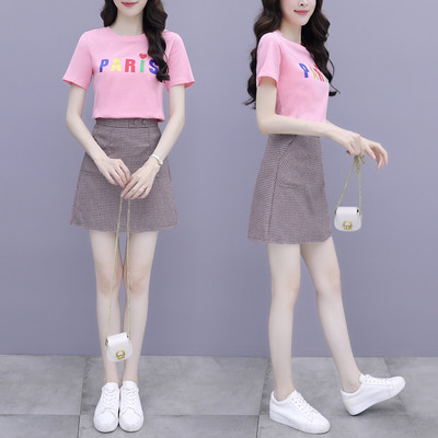 Casual σετ - T-shirt και κοντή φούστα