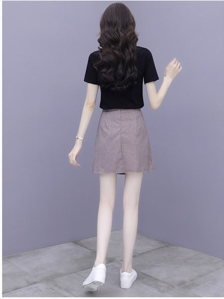 Casual σετ - T-shirt και κοντή φούστα