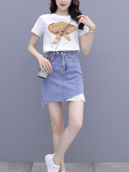 Μοντέρνο γυναικείο σετ - τζιν φούστα και μπλουζάκι