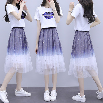 Γυναικείο σετ με λαμπερό αποτέλεσμα σε μωβ χρώμα