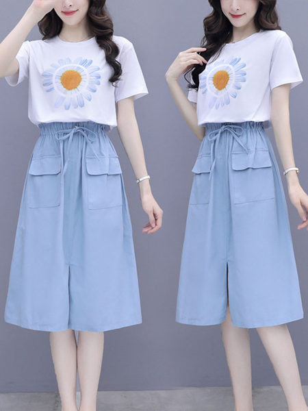 Γυναικείο σετ μπλουζάκι με στάμπα και κλος φούστα με τσέπες