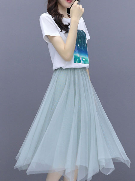 Moderan komplet - suknja s tilom i majica