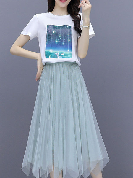 Moderan komplet - suknja s tilom i majica