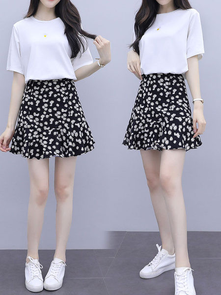 Ljetni set - majica kratkih rukava i kratka suknja s cvjetnim uzorkom