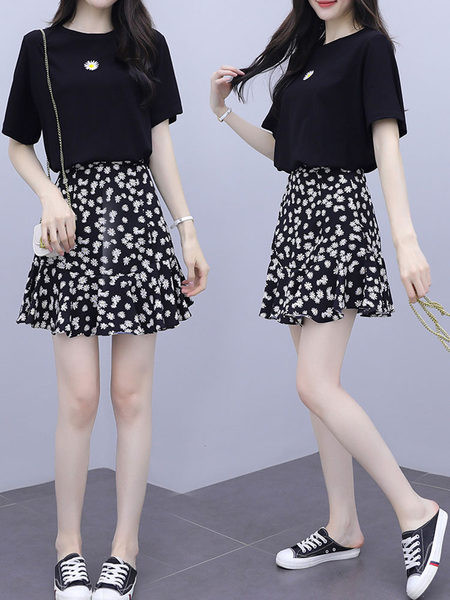 Ljetni set - majica kratkih rukava i kratka suknja s cvjetnim uzorkom