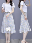 Naiste komplekt kahest osast - pluus ja seelik