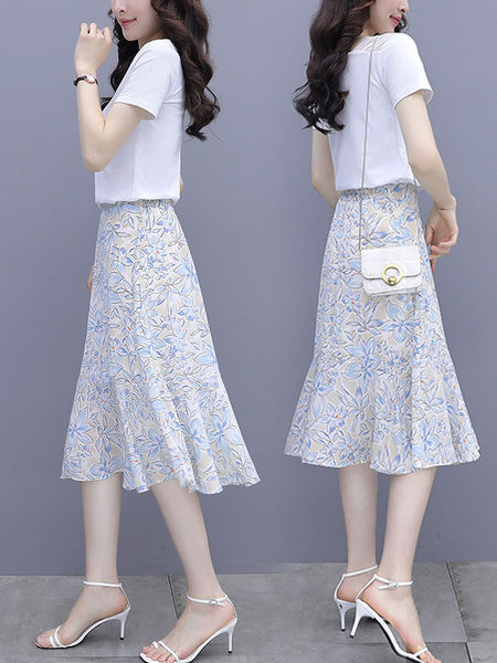 Naiste komplekt kahest osast - pluus ja seelik