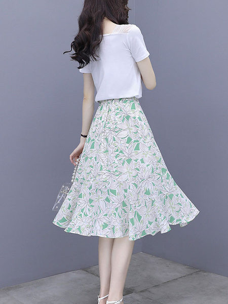 Naiste komplekt kahest osast - pluus ja seelik