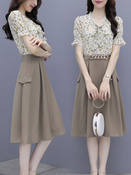 Praegune naiste komplekt - seelik vöö ja särgiga