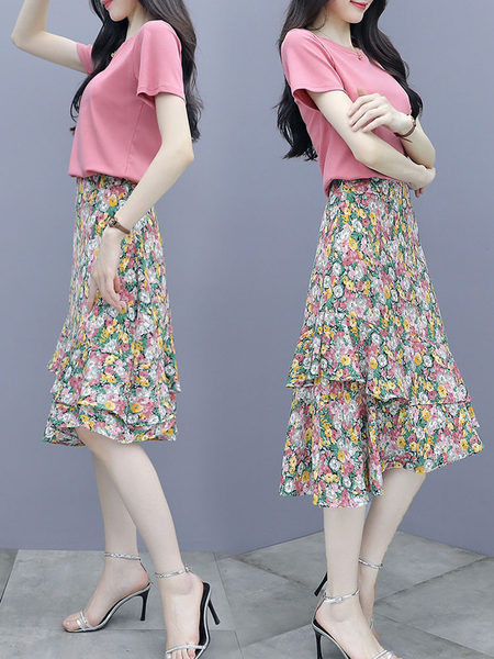 Naiste suvine komplekt - lillemustriga T-särk ja seelik