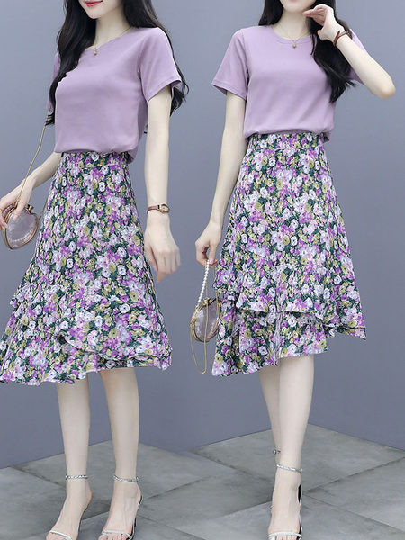 Naiste suvine komplekt - lillemustriga T-särk ja seelik