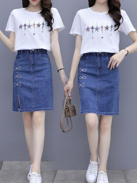 Дамски летен сет - тениска с щампа и дънкова пола с бродерия и цепка