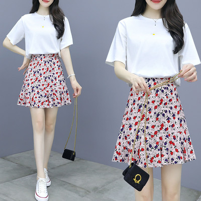 Γυναικείο σετ με φλοράλ μοτίβο - τρία χρώματα