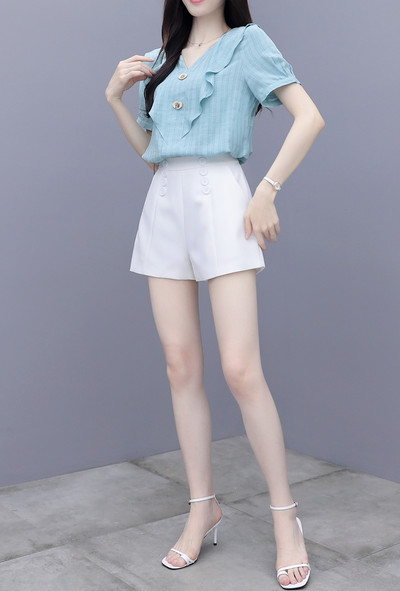 Γυναικείο μοντέρνο σετ - πουκάμισο και σορτς